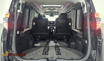 Toyota Vellfire 2.5A Elegance Moonroof full